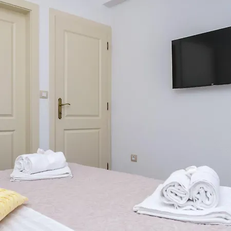 빌라 Provansa Ražanj