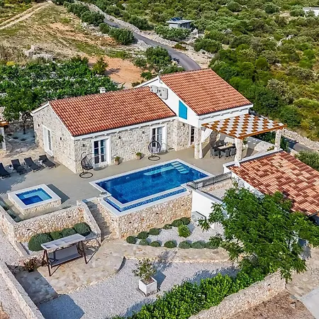 Provansa Villa Ražanj